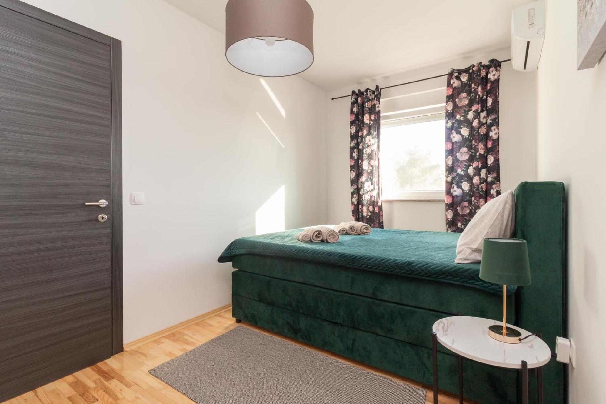 Modern And Spacious Apartment Helena Near The Beach Privlaka  Exteriör bild